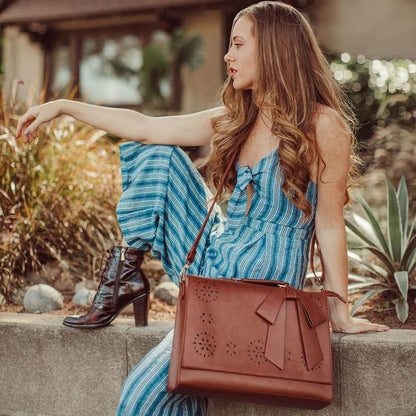 Grace's Elegante Tas Met Strik