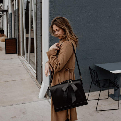Grace's Elegante Tas Met Strik