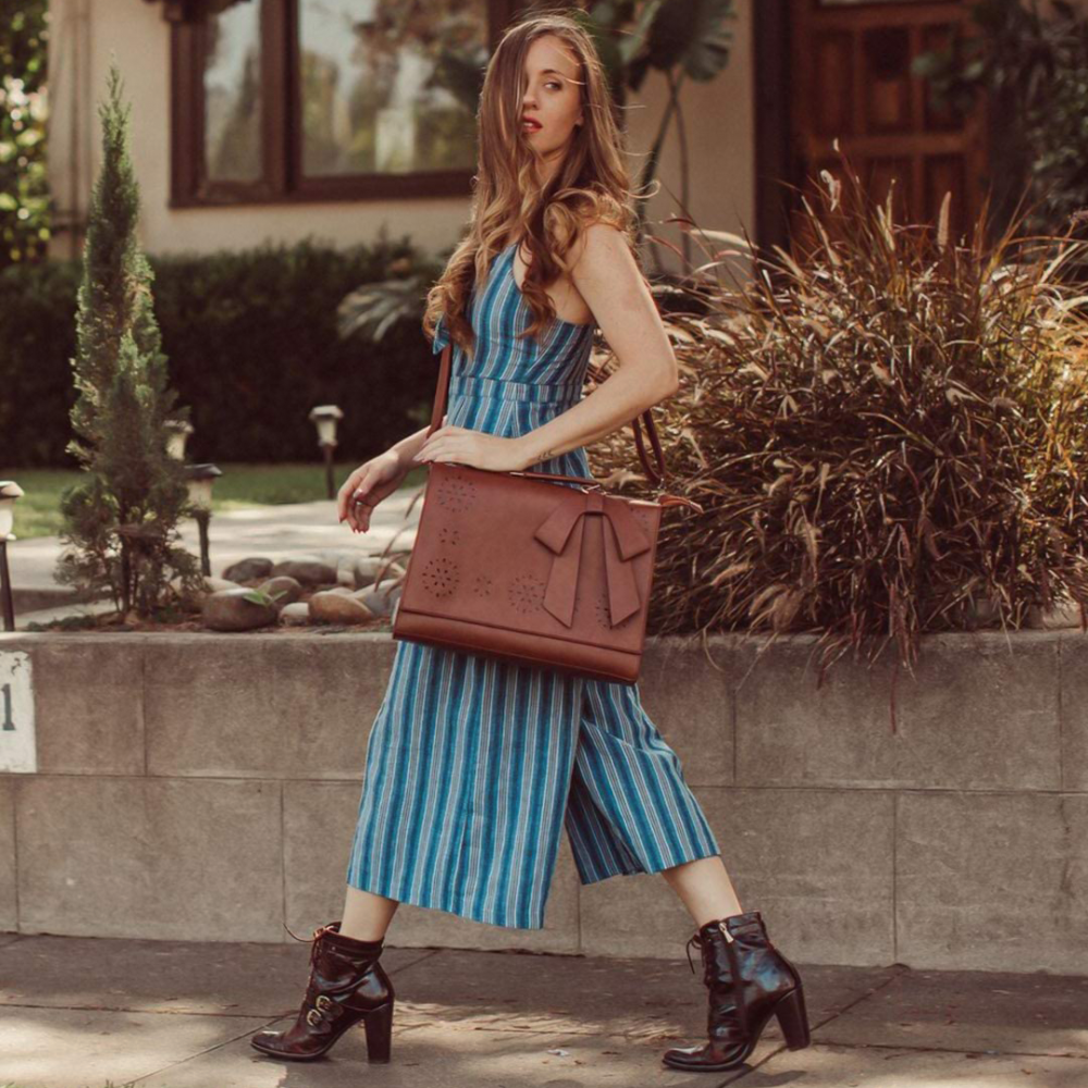 Grace's Elegante Tas Met Strik